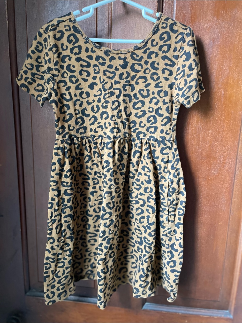 Old Navy girls medium 8 short sleeve animal print dress